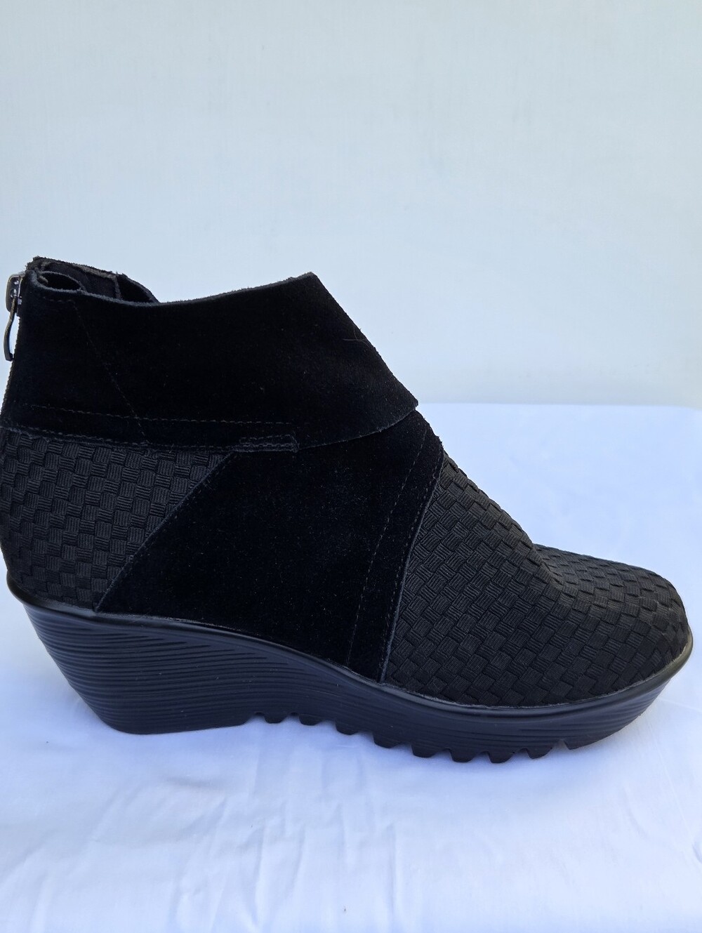 Bernie Mev. Womens Jacqueline Wedge Shoe Size-38(US7) - Picture 3 of 11
